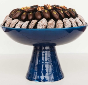 Mirzam Ramadan Dark Chocolate Dates Tray in 'Nuts & Seeds'