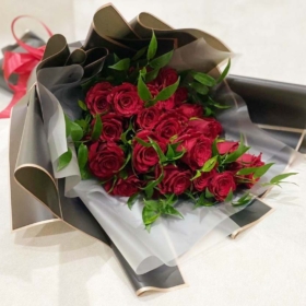 Red Roses hand bouquet