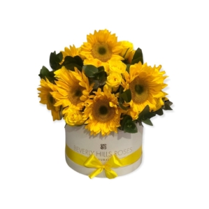 Yellow roses & Sunflowers in 'Dazzle'
