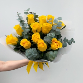Yellow Roses in 'Sunshine'