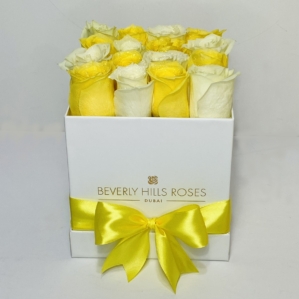 Yellow & White roses in Square white box